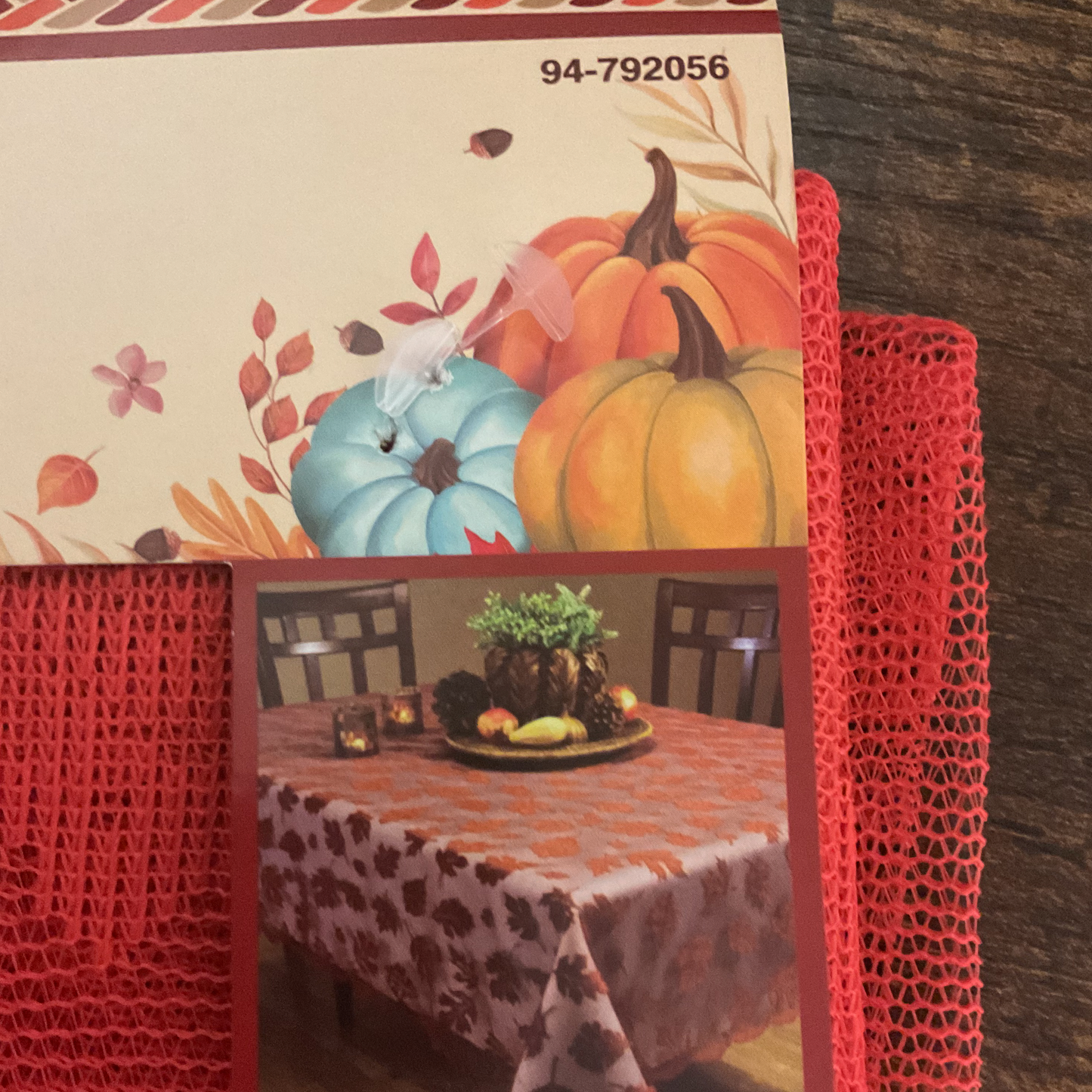 Mantel de encaje Hello Fall Rojo (60x84)