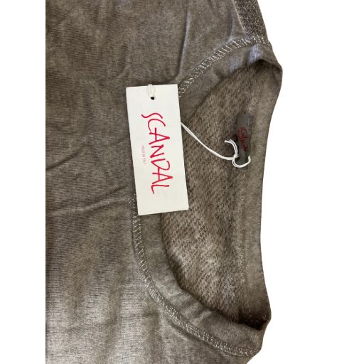 Scandal Beige/Gray Sweater (Size XL)