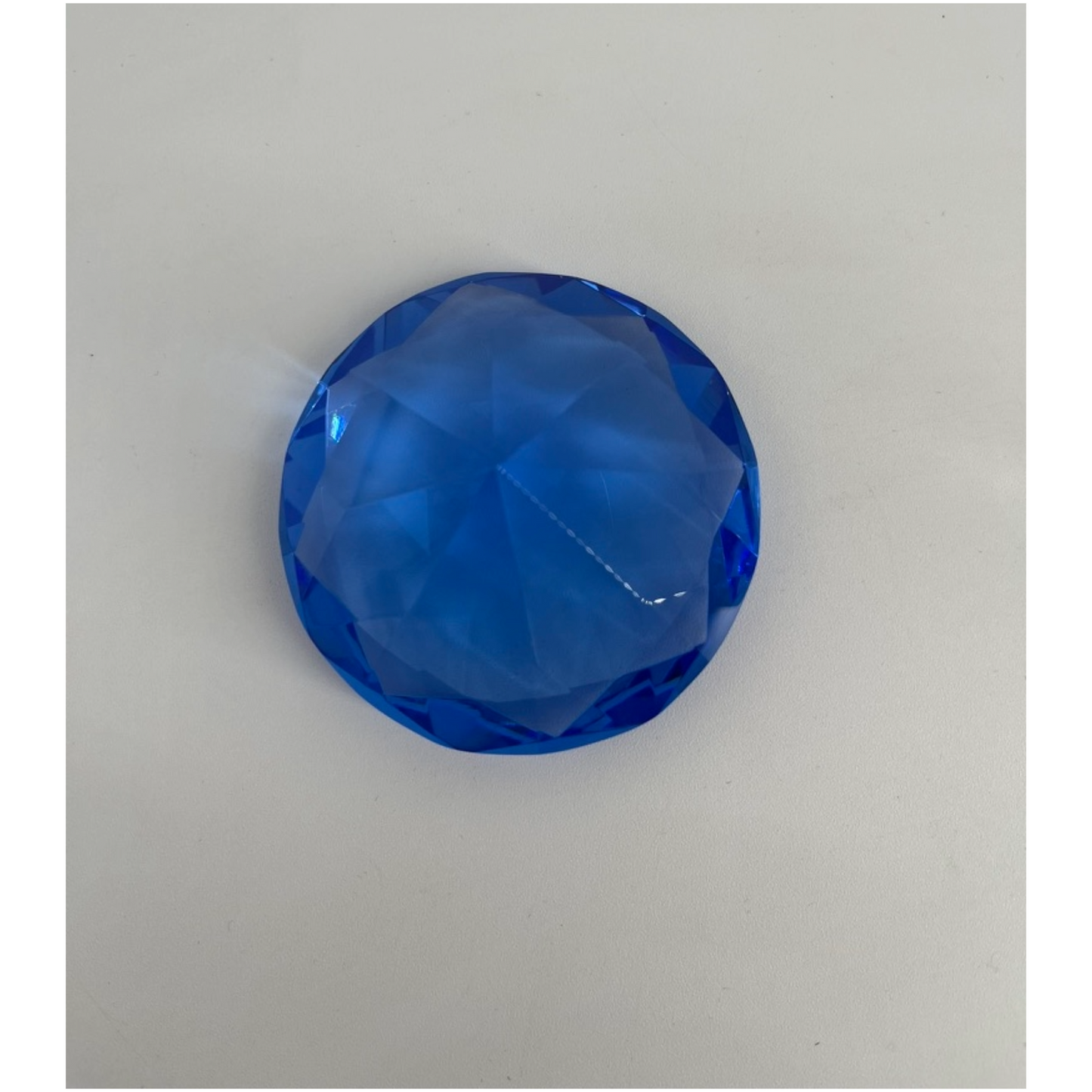 Round Topaz Diamond