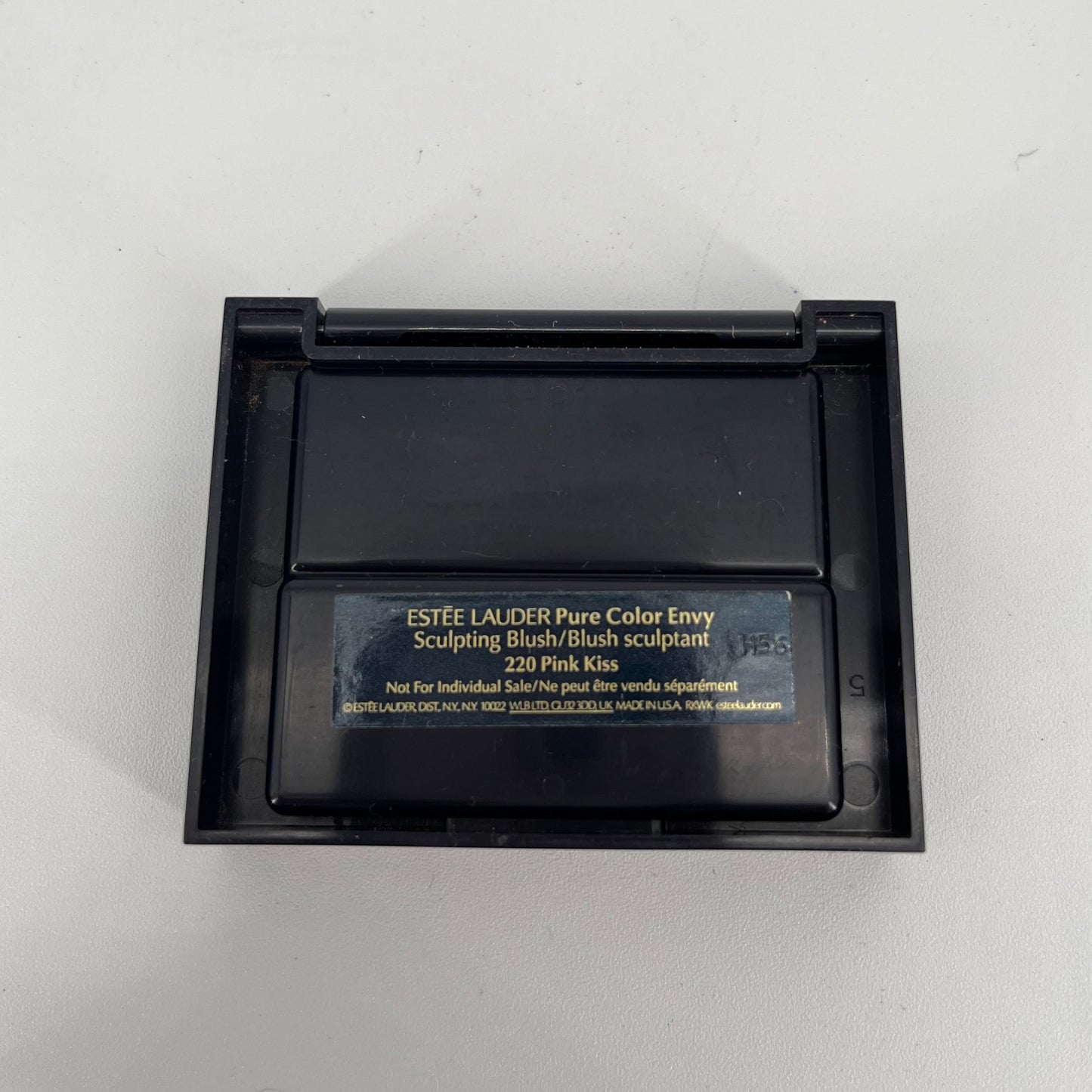 Estee Lauder Pure Color Envy Sculpting Refillable Blush (220 Pink Kiss) - Travel Size